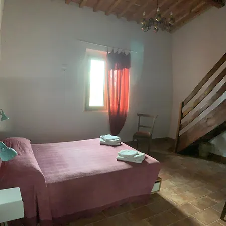 Fattoria Le Caprine Bed & Breakfast *
